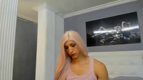 Isa Lancaster online show from 02-14-25, 07:44
