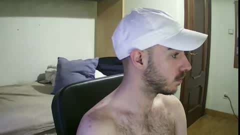 Isaac99c online show from 03-11-25, 05:57