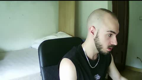 Isaac99c online show from 09-19-25, 12:17