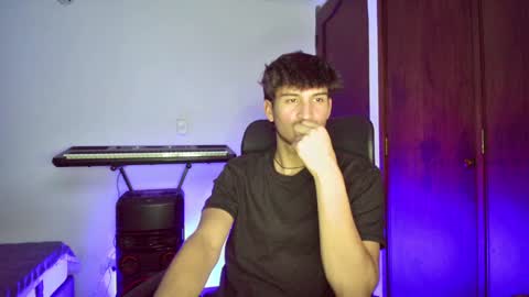 Snapshot of isaac__efx chatting on 12-20-24, 02:19 isaac online show from 12-20-24, 02:19