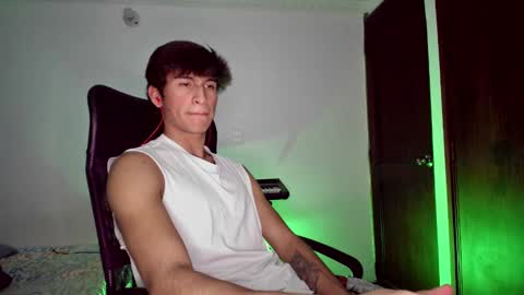 Snapshot of isaac__efx chatting on 02-19-25, 12:46 isaac online show from 02-19-25, 12:46
