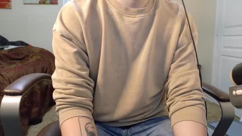 isaac online show from 11-16-25, 04:07