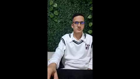 Isaac online show from 03-03-26, 05:13