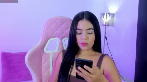 Snapshot of isabel_queen_ chatting on 02-20-26, 04:31 Isabel online show from 02-20-26, 04:31