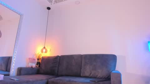 Isabela online show from 01-20-25, 12:07
