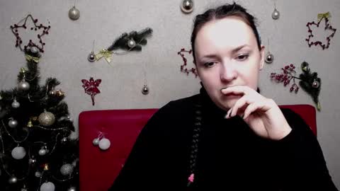 IsabelBlackberry online show from 12-23-24, 06:00