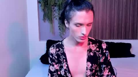 IsabelFernandez online show from 09-25-25, 05:55
