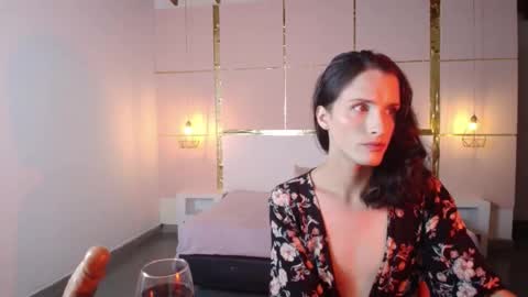 IsabelFernandez online show from 10-06-25, 01:14