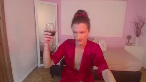 IsabelFernandez online show from 10-29-25, 06:48