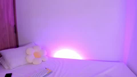 Isa...  online show from 01-12-25, 12:49