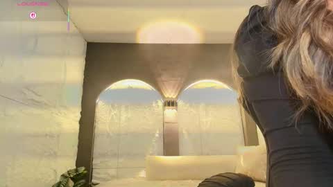 Isa  online show from 01-18-26, 01:37