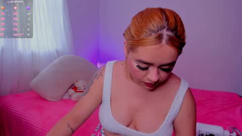 Isabella Arias online show from 12-27-24, 06:20