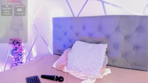 Snapshot of isabella_rogue chatting on 11-24-25, 02:17 Isa ebony 19 colombiana girl latina online show from 11-24-25, 02:17