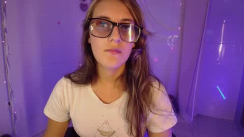 Isabella Rros online show from 09-27-25, 12:26