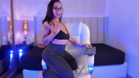 Isa  online show from 12-05-24, 12:41