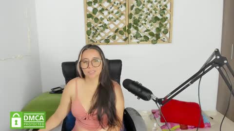 Isabella online show from 01-02-25, 11:49