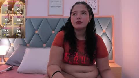 Snapshot of isabella_walton_ chatting on 11-07-25, 11:10 Bella online show from 11-07-25, 11:10