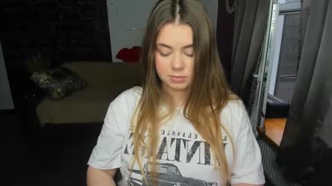 Snapshot of isabellabler chatting on 02-07-26, 12:42 isabellabler online show from 02-07-26, 12:42