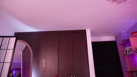 isabellacrz online show from 12-15-24, 03:45