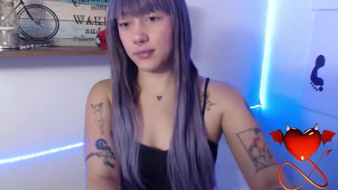 Snapshot of isabellakoff chatting on 02-24-25, 12:05 Tati - online show from 02-24-25, 12:05