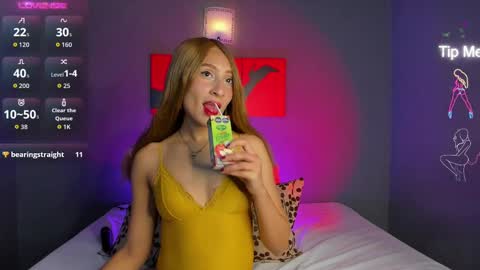 Isabella online show from 10-18-25, 05:14