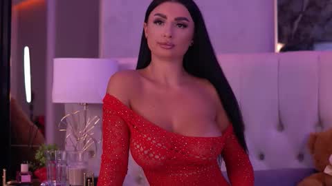 IsabelleHunt online show from 09-12-25, 05:07