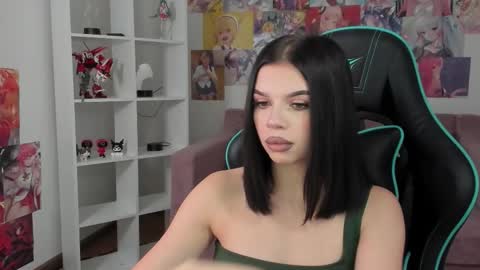 isabellevale online show from 10-02-25, 06:09