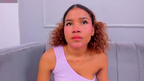 Isabellsmmith online show from 01-07-25, 03:57