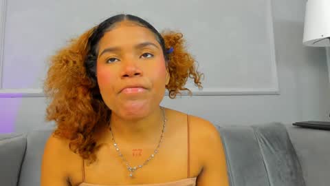 Isabellsmmith online show from 02-06-25, 03:37