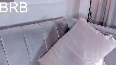 Isabellsmmith online show from 02-19-25, 07:28