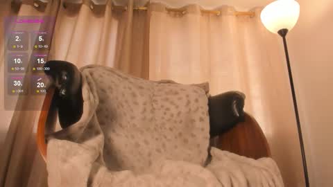 Snapshot of isabelsexysmile_ chatting on 09-22-25, 07:49 Isabel M online show from 09-22-25, 07:49