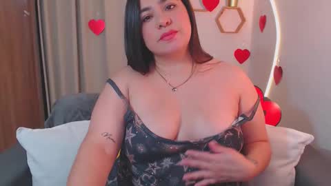 Isa online show from 02-16-26, 03:41