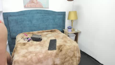 Isabel online show from 04-13-26, 12:43