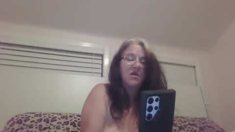 Iseestarz420 online show from 12-25-24, 07:24