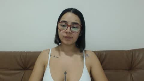 Emma online show from 10-15-25, 04:45