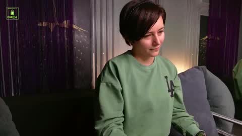 Ishtar online show from 10-27-25, 03:16