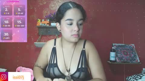 Isis Blade online show from 10-11-25, 03:43