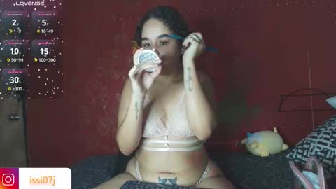 Isis Blade online show from 10-17-25, 06:32