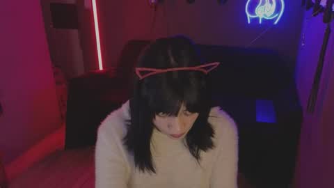 Ana Maria online show from 11-24-25, 01:49