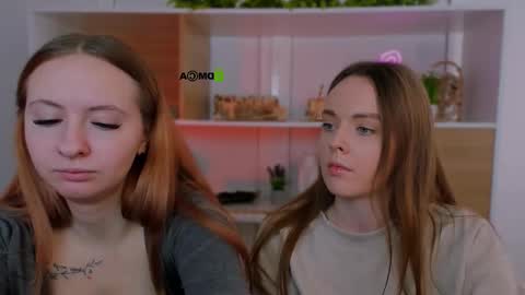 Snapshot of isla_dior chatting on 10-13-25, 08:36 isla_dior online show from 10-13-25, 08:36