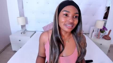 Vanessa online show from 11-12-25, 11:21