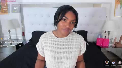 Snapshot of isla_scott chatting on 04-15-26, 11:28 Vanessa online show from 04-15-26, 11:28