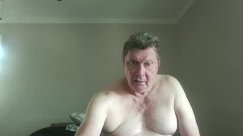 Snapshot of island625103 chatting on 09-11-25, 04:51 island625103 online show from 09-11-25, 04:51