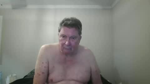 Snapshot of island625103 chatting on 01-10-26, 11:09 island625103 online show from 01-10-26, 11:09