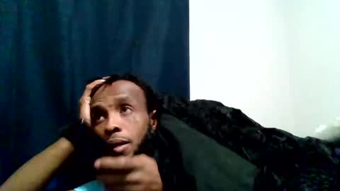 islandmaker online show from 12-17-25, 09:04