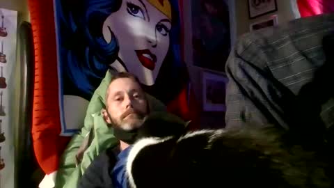 isntthisbreezemellow online show from 12-14-25, 02:55