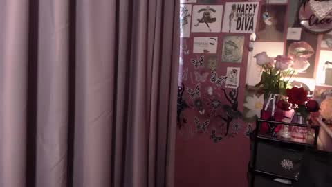 Rebecca online show from 01-10-25, 08:40