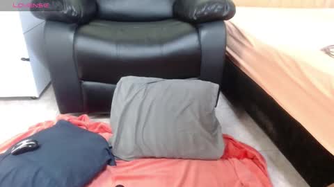 issa_km online show from 02-28-25, 06:43