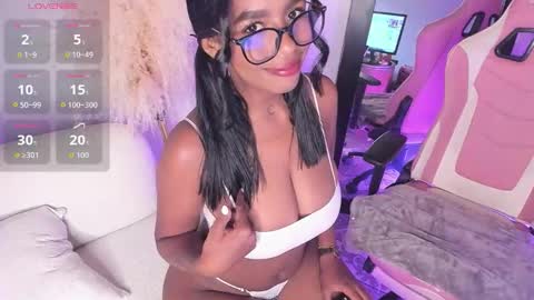  Isa Goddes  online show from 10-04-25, 09:13
