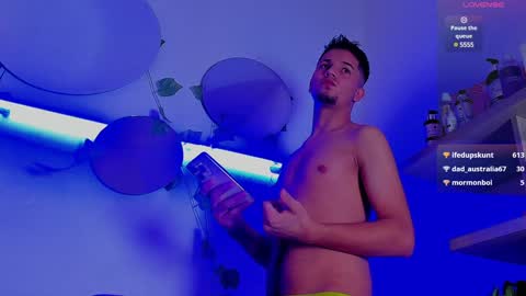 Snapshot of issac_james chatting on 12-07-24, 01:40 Issac online show from 12-07-24, 01:40